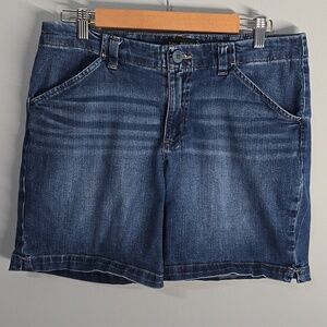Lee shorts women's size 12 (guessing) blue flat front denim jean shorts